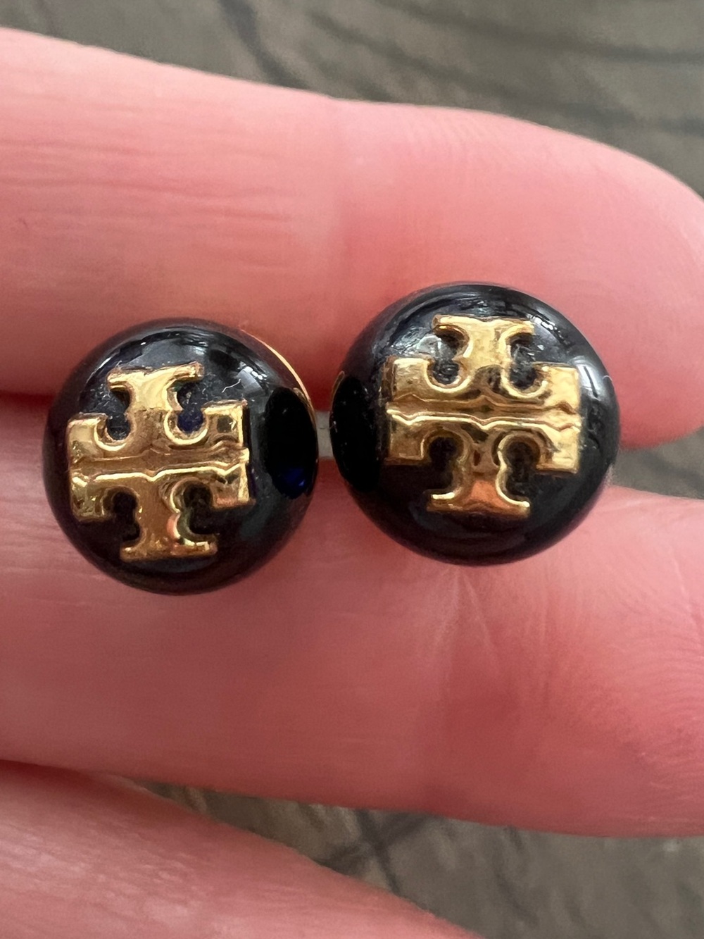 Tory Burch Classic T Round Logo Stud Earrings and Backs in Navy & Gold